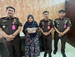 Terdakwa Korupsi PT. BPRS Tanggamus, Agung Setiawan Pamungkas Serahkan Uang Pengganti Kerugian Negara Sebesar Rp140 Juta