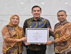 Kado HUT ke-18 Kabupaten Pesawaran Dapat Kado Penghargaan KLA Kategori Nindya