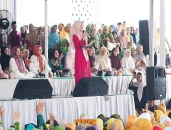 Bupati Nanda Ajak Masyarakat Pesawaran Perkuat Iman Lewat Istighosah dan Pengajian Akbar
