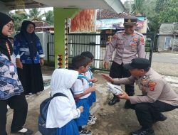Sat Binmas Polres Tanggamus Gelar Penyuluhan dan Sambang Kamtibmas di Kota Agung Timur dan Pantai Limau
