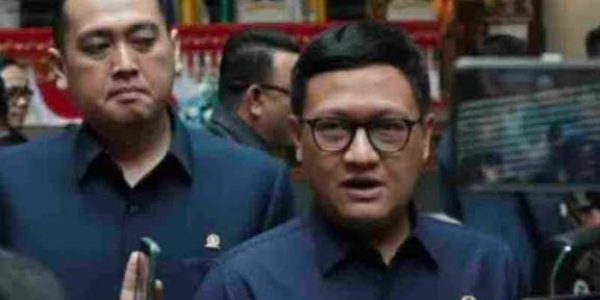 Ketua DPRD Lampung Ahmad Giri Akbar Pimpin Paripurna Tindaklanjut Temuan BPK RI