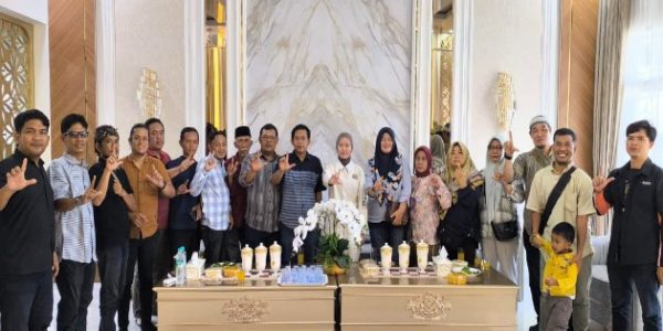 Apresiasi PWI Lahat, Widia Ningsih Tegaskan Butuh Kritik untuk Dorong Pembangunan