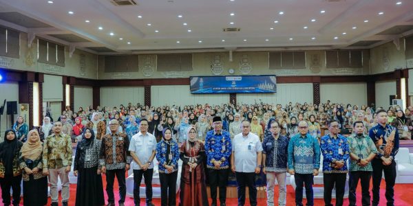 Gubernur Rahmat Mirzani Djausal Dorong Penguatan SDM dan Dukungan Menyeluruh bagi Pelaku UMKM sebagai Tulang Punggung Perekonomian Daerah