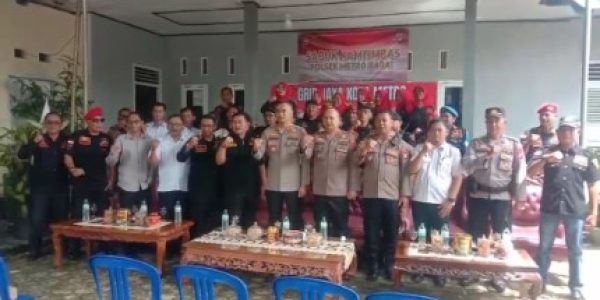 Giat Sabuk Kamtibmas Sambang Budaya Keamanan dan Ketertiban Polres Kota Metro bersama Ormas Grib Jaya