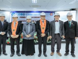 Gubernur Rahmat Mirzani Djausal Raih Predikat Lulusan Terbaik Program Profesi Insinyur Fakultas Teknik Universitas Lampung Periode April 2026