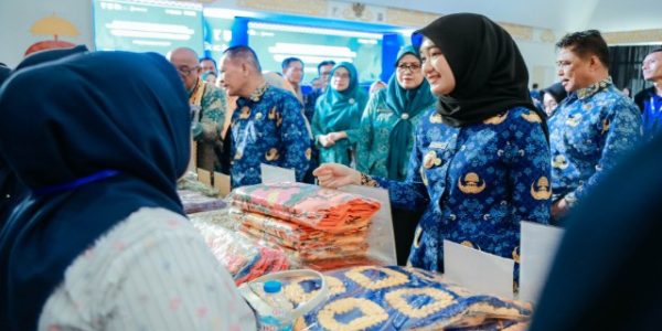 Wagub Jihan Nurlela Gandeng PT. PNM Memperkuat UMKM Tingkatkan Daya Saing dan Adaptif terhadap Perkembangan Zaman
