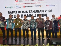 Sekdaprov Marindo Kurniawan dan Jajaran Direksi Bank Lampung Hadiri Rapat Kerja KUB Bank Jatim Tahun 2026