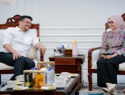 Wagub Jihan Nurlela Serahkan Bantuan Kemanusiaan Pemprov Lampung kepada Wabup Tapanuli Selatan Jafar Syahbuddin Ritonga, Disaksikan Gubernur Sumatera Utara Muhammad Bobby Afif Nasution