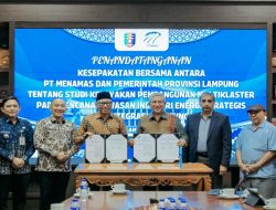 Gubernur Rahmat Mirzani Djausal dan Direktur Utama PT Menamas Bakti S. Luddin Tandatangani Kesepakatan Bersama Studi Kelayakan Kawasan Industri Energi Katibung