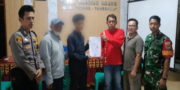 Polsek Talang Padang Fasilitasi Rembuk Pekon, Kasus Dugaan Pencurian Rokok Diselesaikan Secara Kekeluargaan