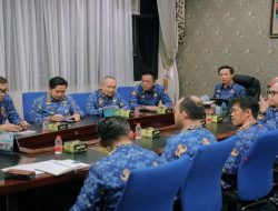 Sekdaprov Marindo Kurniawan Pimpin Rapat Penyelenggaraan Nonton Bareng Piala Dunia FIFA 2026 di Provinsi Lampung