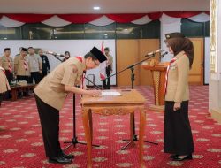 Wagub Jihan Kukuhkan Pengurus Mabigus dan Pembina Gudep Pramuka UIN Raden Intan
