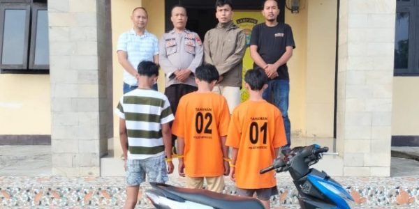 Polsek Wonosobo Amankan Tiga Pelajar Diduga Pelaku Jambret iPhone dan Uang Rp700 Ribu di Jalinbar Tanggamus