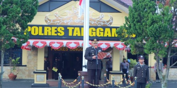 Polres Tanggamus Gelar Upacara HUT ke-81 RI di Dua Lokasi, Lapangan Merdeka Kota Agung dan Mako Polres