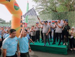 Gubernur Mirza Ikuti Gerak Jalan Sehat Peringatan HUT ke-1 Kodam XXI/Radin Inten dan HUT ke-81 RI