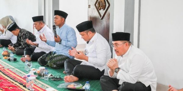 Peringatan Maulid Nabi 1448 H DKM Al-Muttaqin, Wabup Pesawaran Ajak ASN Teladani Akhlak Rasulullah dalam Pelayanan