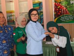 35 Mahasiswa Lahat Terima Beasiswa Vokasi Kelapa Sawit 2026, Wabup Widia Ningsih: Jadikan Kesempatan Ini untuk Masa Depan