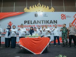 Ketua PMI Lampung Purnama Wulan Sari Mirza Lantik Pengurus PMI Kota Metro Masa Bakti 2026-2031
