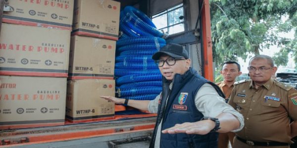 Pemprov Lampung Salurkan Bantuan Logistik dan Peralatan Pemadaman Karhutla