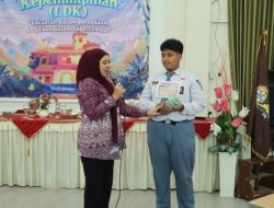 Dosen ITSNU Lampung Bekali Siswa SMAN 14 Bandar Lampung Kemampuan Public Speaking Dalam LDK OSIS